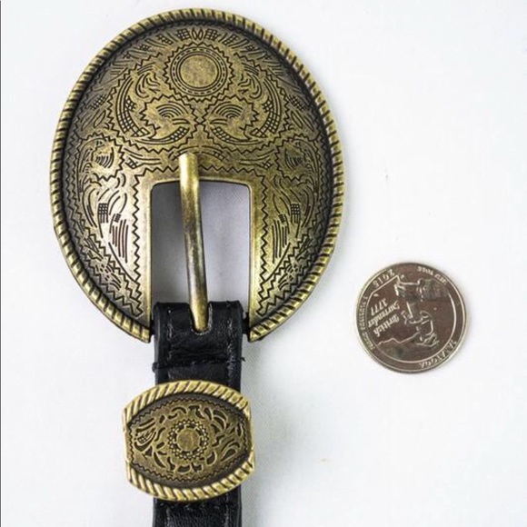 Oval Viintage Style Belt - Picture 2 of 5